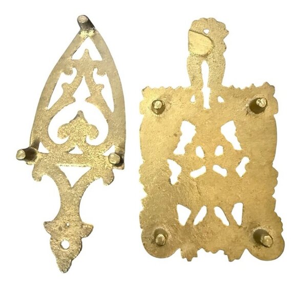 Pair of Brass Miniature Footed Trivets 5" & 5.5" - Picture 4 of 5